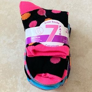 *BRAND NEW* A Pack Of 7 Colorful Polka Dots Socks